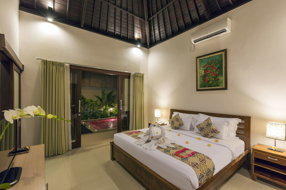 Kubal Villa Seminyak Exterior foto